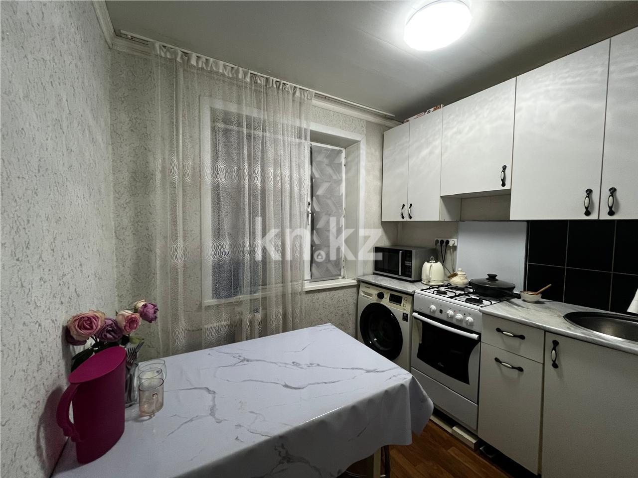 Продажа 3-комнатной квартиры, 62 м², 16 мкр. в Караганде - фото 8