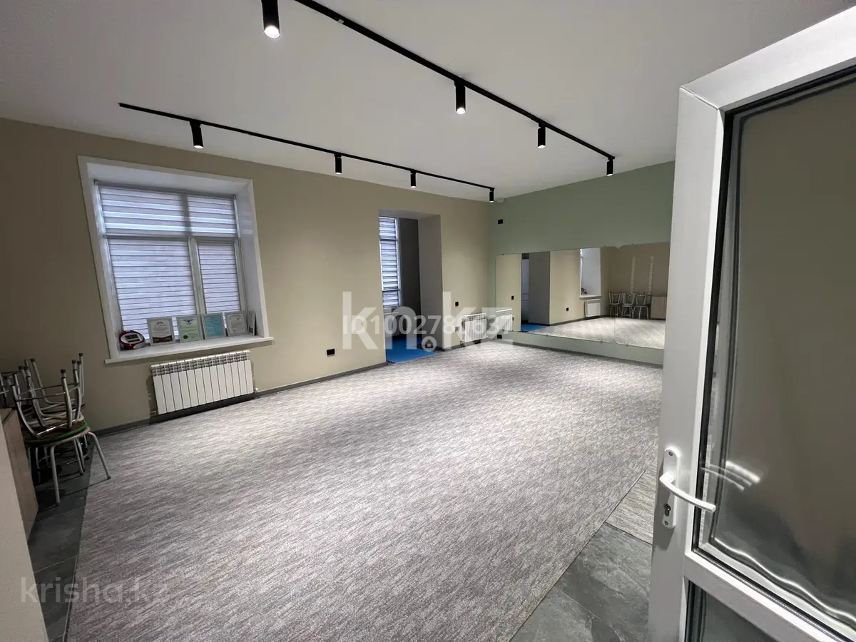 Продажа , 100 м², пр. Шахтеров, дом  73/1 в Караганде - фото 6