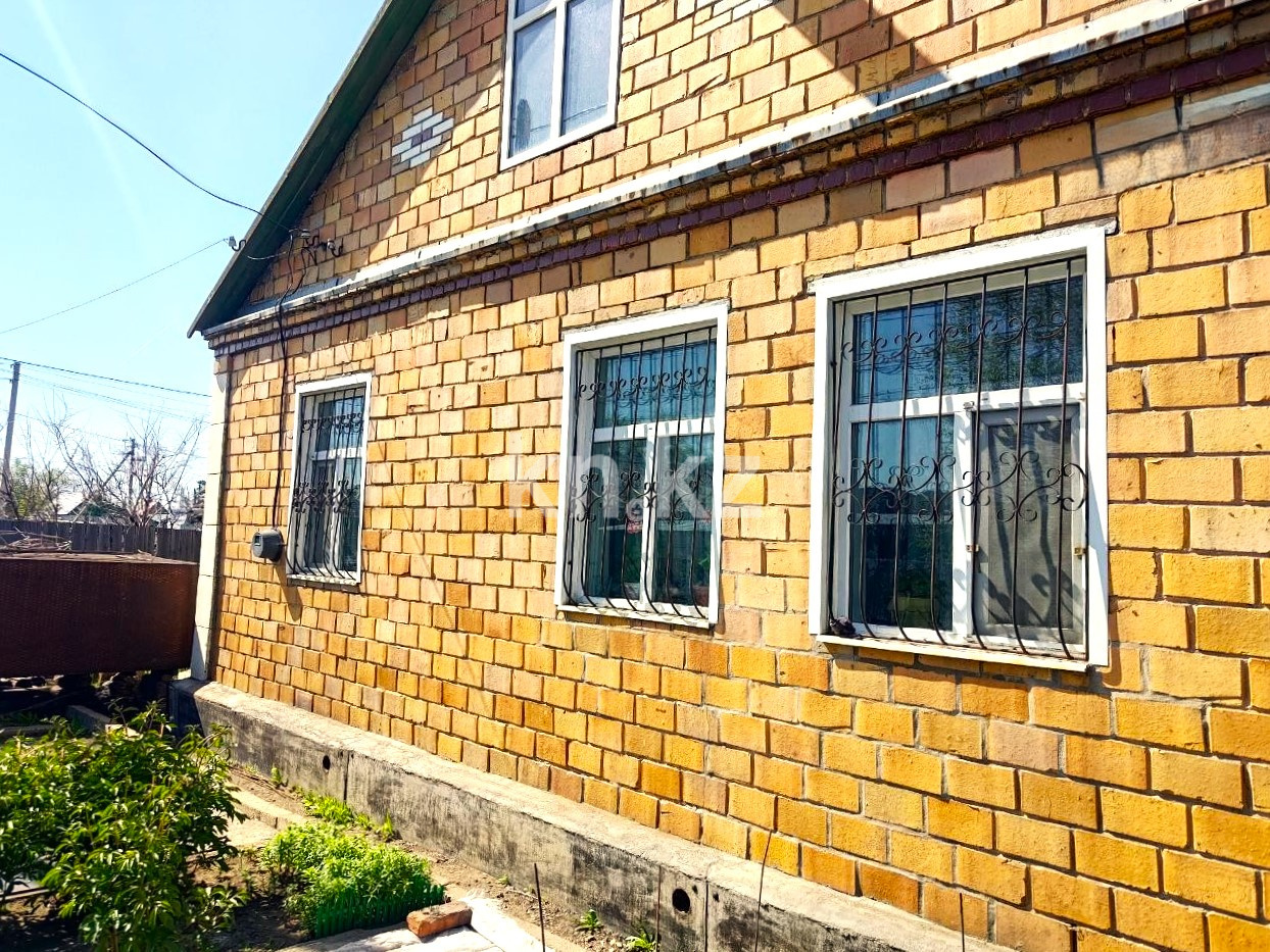 Продажа 4-комнатного дома, 120 м² в Караганде