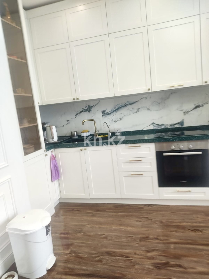 Продажа 5-комнатной квартиры, 130.5 м² в Астане - фото 4