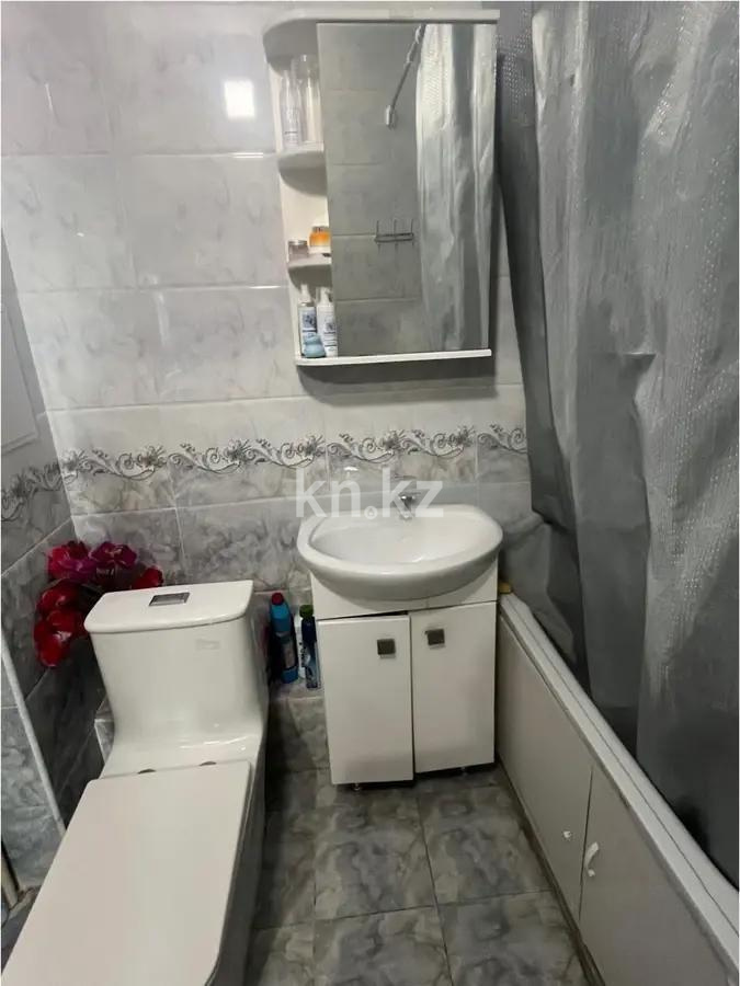 Продажа 1-комнатной квартиры, 34 м², мкр-н Аксай-1а, дом  10 в Алматы - фото 3