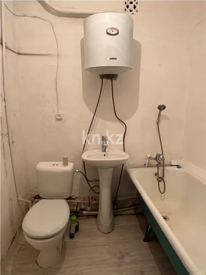 Продажа 1-комнатной квартиры, 30 м², мкр-н 15, дом  8 в Караганде - фото 5