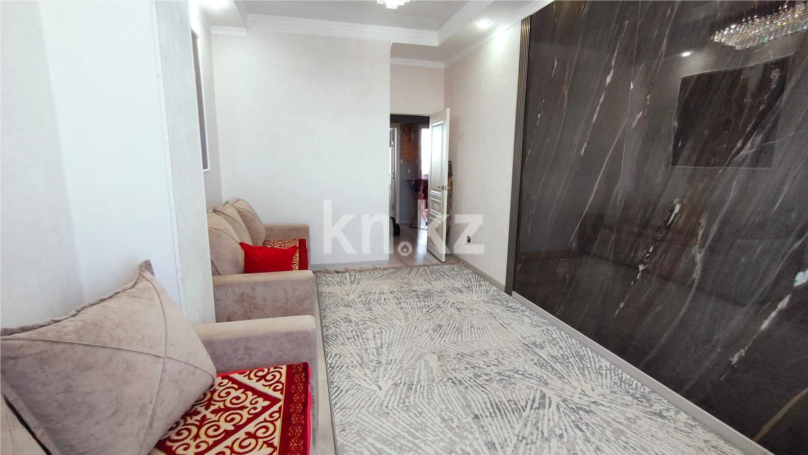 Продажа 4-комнатной квартиры, 90 м² в Караганде - фото 2