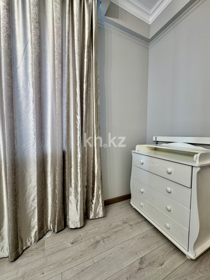 Аренда 3-комнатной квартиры, 130 м² в Алматы - фото 15