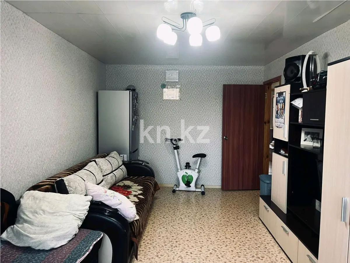 Продажа 4-комнатной квартиры, 76 м², мкр-н 14, дом  31 в Караганде - фото 2