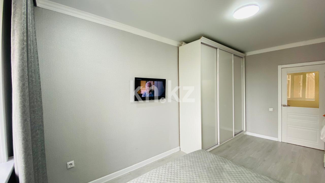 Продажа 4-комнатной квартиры, 110 м², ул. Муканова в Караганде - фото 17