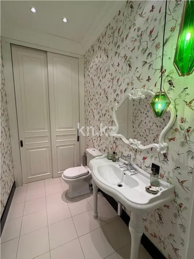 Продажа 4-комнатной квартиры, 220 м², ул. Омаровой, дом  27 в Алматы - фото 7