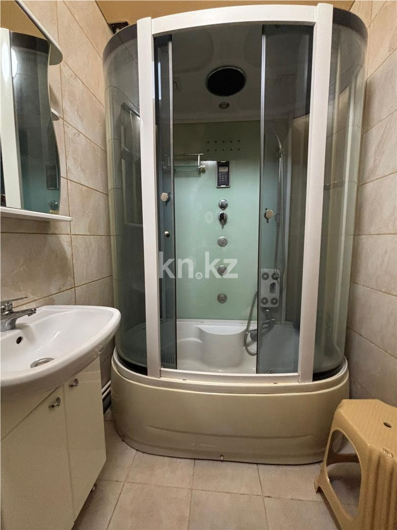 Продажа 2-комнатной квартиры, 52 м², ул. Чкалова в Караганде - фото 13