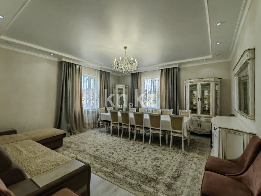 Продажа 5-комнатного дома, 232 м² в Караганде