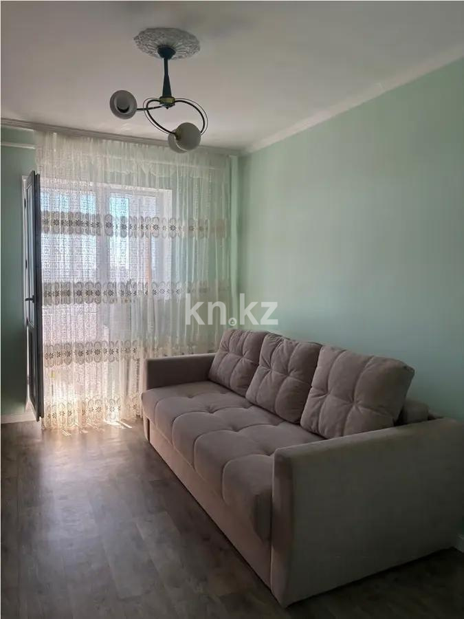 Продажа 4-комнатной квартиры, 80 м², мкр-н Голубые Пруды, дом  12 в Караганде - фото 2