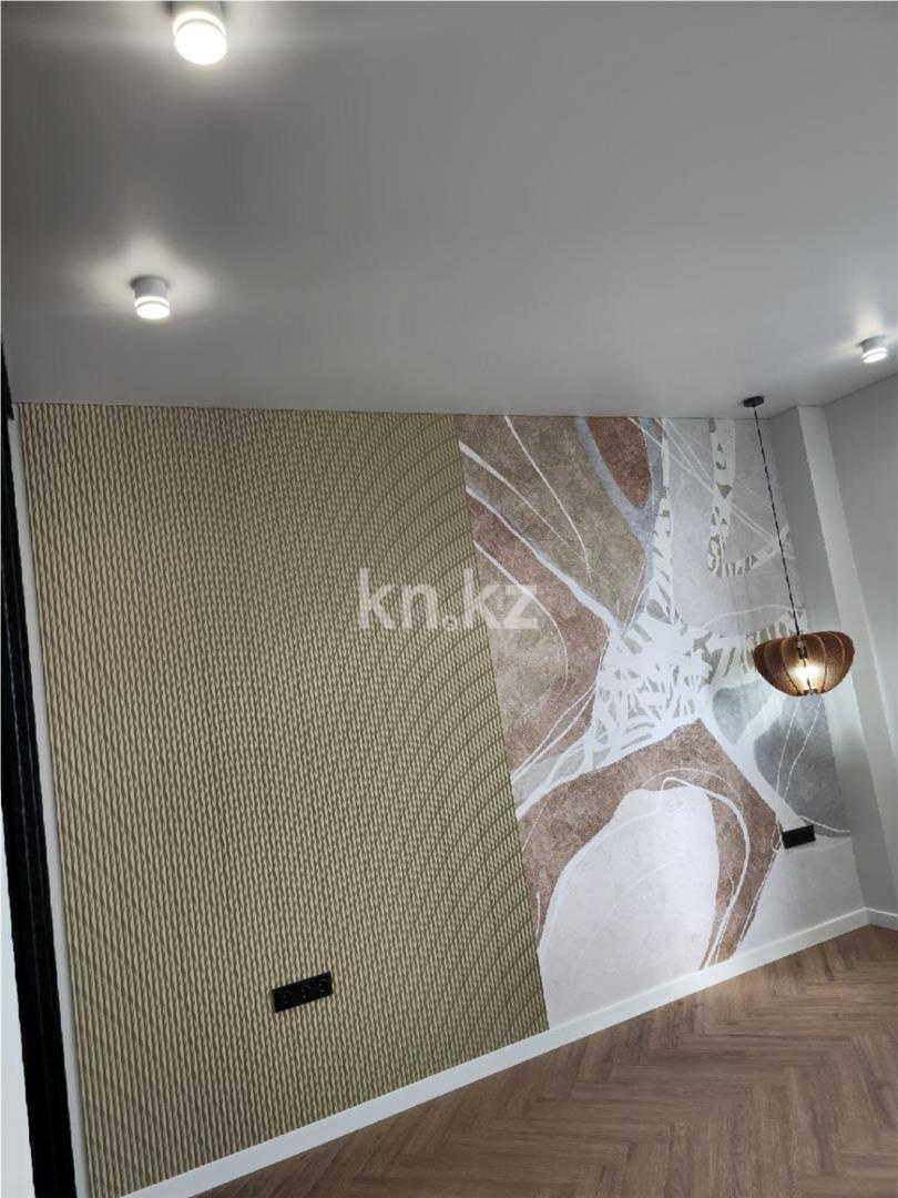 Продажа 3-комнатной квартиры, 100 м², ул. Букетова в Караганде - фото 3