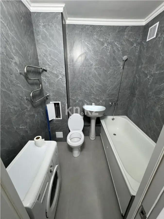 Продажа 1-комнатной квартиры, 51 м², мкр. Аксай-1а, дом  29 в Алматы - фото 3