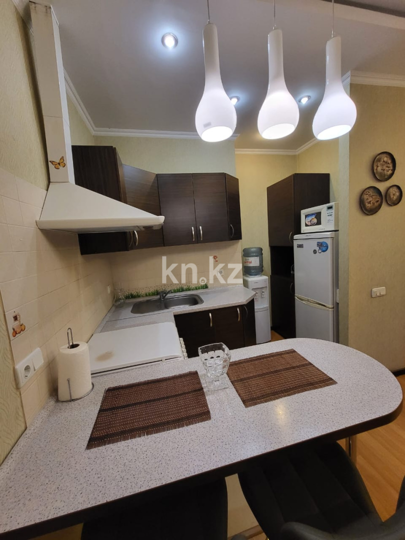 Аренда 2-комнатной квартиры, 50 м², ул. Ходжанова, дом  76 - пр. Аль-Фараби в Алматы - фото 9