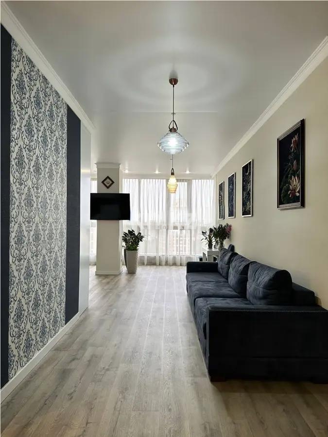 Продажа 3-комнатной квартиры, 118 м², пр. Кабанбай батыра, дом  4/2 в Астане