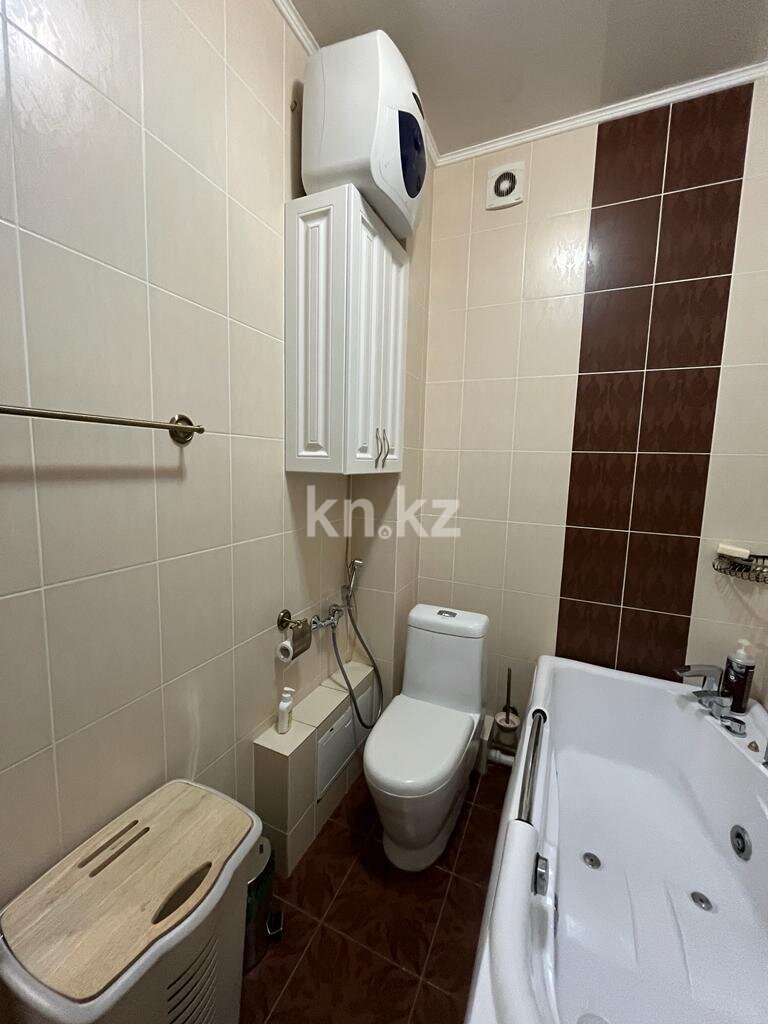 Продажа 4-комнатной квартиры, 135 м² в Караганде - фото 16