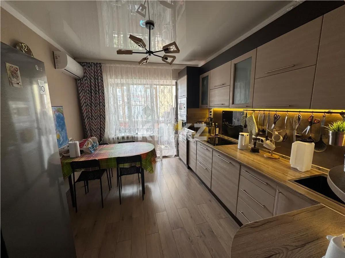 Продажа 3-комнатной квартиры, 90 м², ул. Куйши Дина, дом  12 в Астане - фото 4