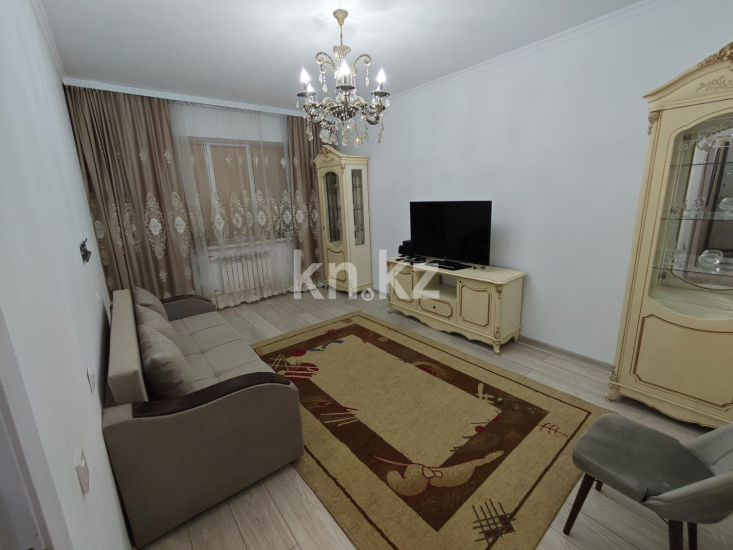 Аренда 3-комнатной квартиры, 65 м², Гайдара, дом  33 - Гайдара Болотникова в Алматы