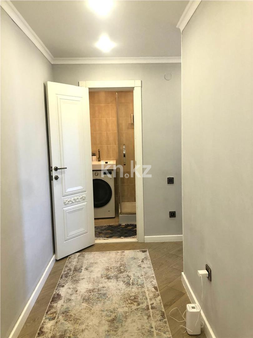 Продажа 1-комнатной квартиры, 40 м², мкр-н 14 в Караганде - фото 8