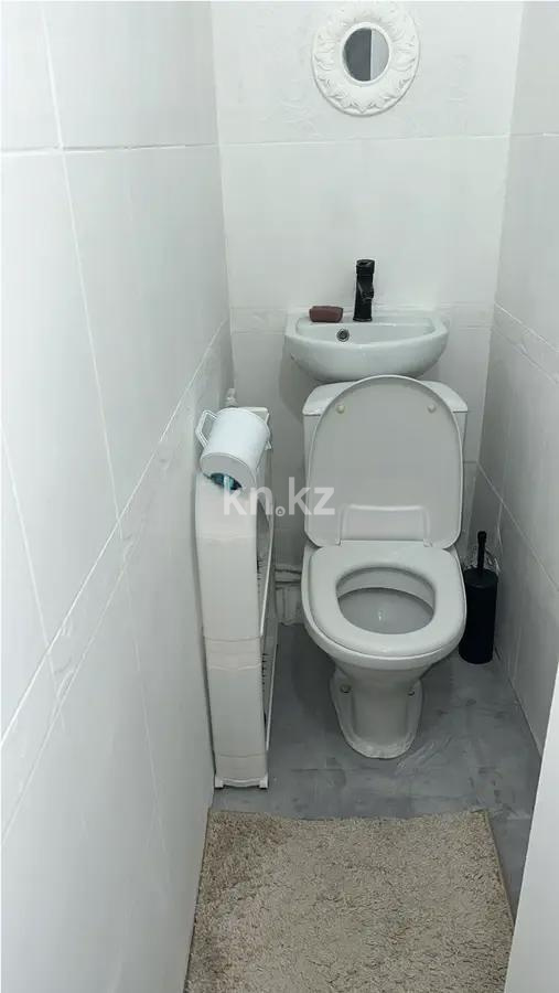 Продажа 3-комнатной квартиры, 73 м², ул. Байконурская, дом  124 в Алматы - фото 4