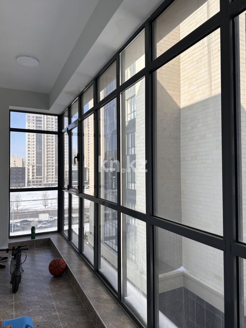 Продажа 5-комнатной квартиры, 162 м², ул. Керей, Жанибек хандар в Астане - фото 18