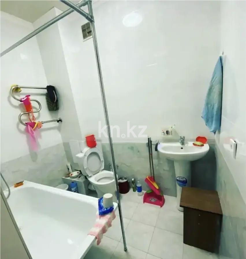 Продажа 1-комнатной квартиры, 40 м², ул. Бейбарыс Султан, дом  11 в Астане - фото 2