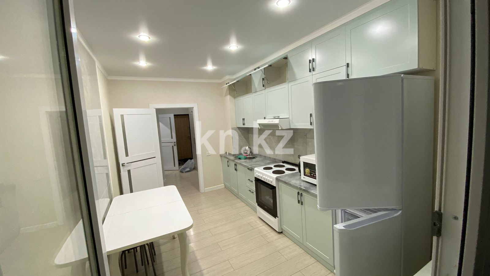 Аренда 1-комнатной квартиры, 40 м², пр. Улы Дала, дом  33 - пр. Кабанбай батыра в Астане