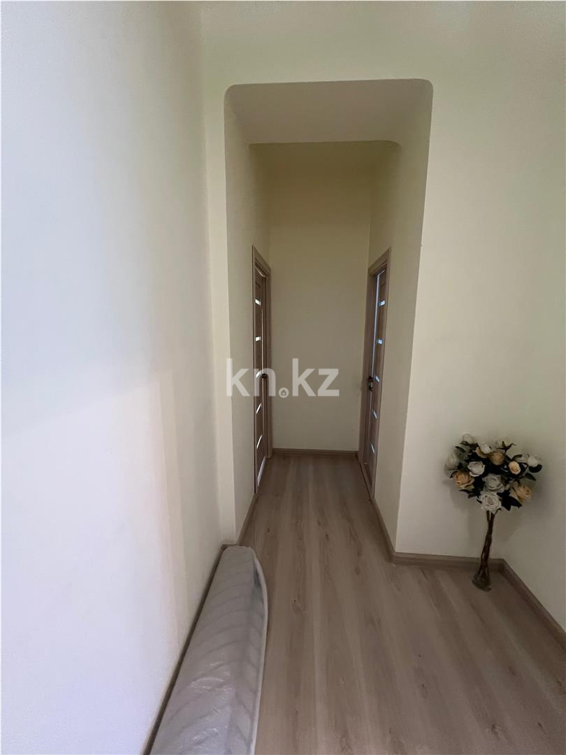 Продажа 2-комнатной квартиры, 51 м², пр. Назарбаева, дом  38 в Караганде - фото 8