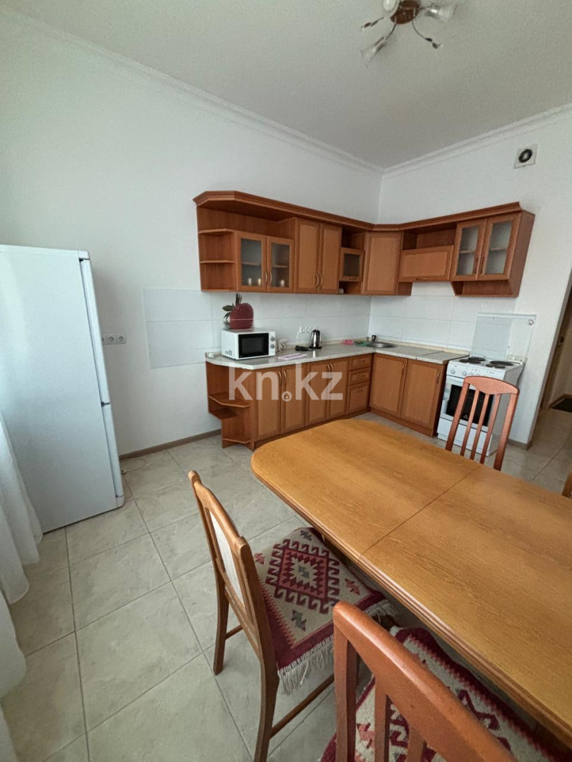 Аренда 1-комнатной квартиры, 45 м² в Астане