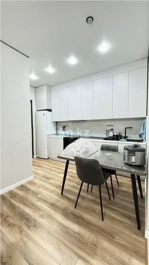 Продажа 2-комнатной квартиры, 50 м² в Алматы - фото 3