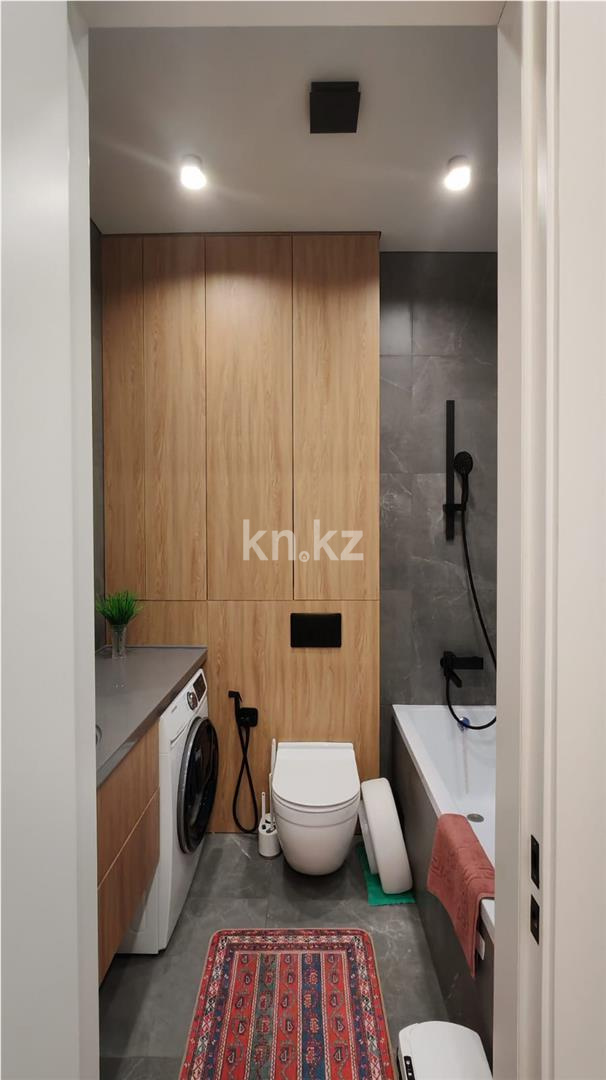 Продажа 2-комнатной квартиры, 67 м², ул. Ашимова в Караганде - фото 24