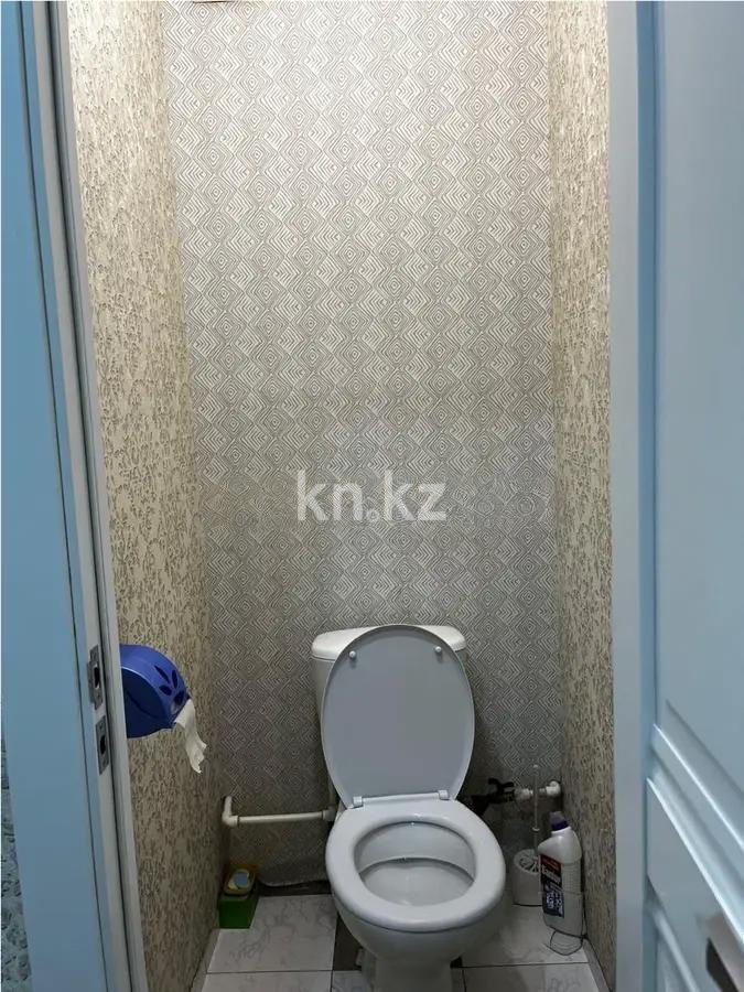 Продажа 2-комнатной квартиры, 55 м², ул. Ермекова, дом  106/6 в Караганде - фото 5