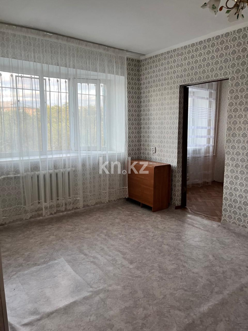 Продажа 2-комнатной квартиры, 41 м², 17 мкр., дом  43 в Караганде