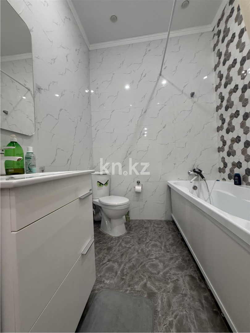 Продажа 3-комнатной квартиры, 84 м² в Караганде - фото 14