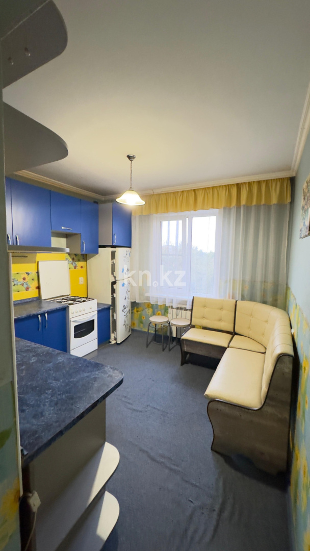 Продажа 2-комнатной квартиры, 51.6 м², Аксай 4, дом  51 в Алматы