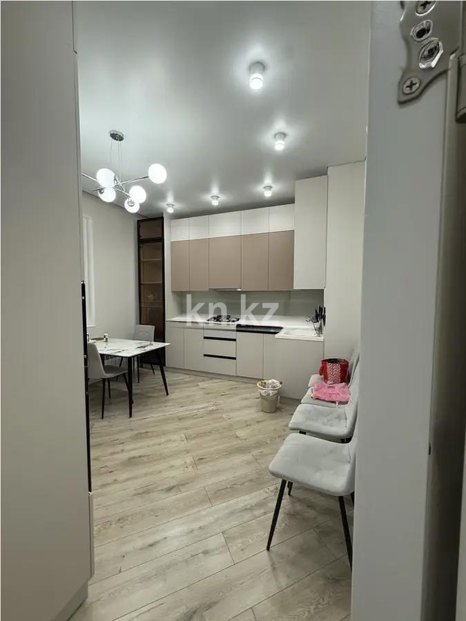 Продажа 2-комнатной квартиры, 67 м², ул. Омарова, дом  2/1 в Астане - фото 3