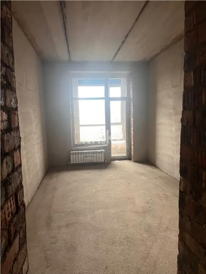 Продажа 3-комнатной квартиры, 106.8 м², ул. Ахмедьярова, дом  3 в Астане - фото 2