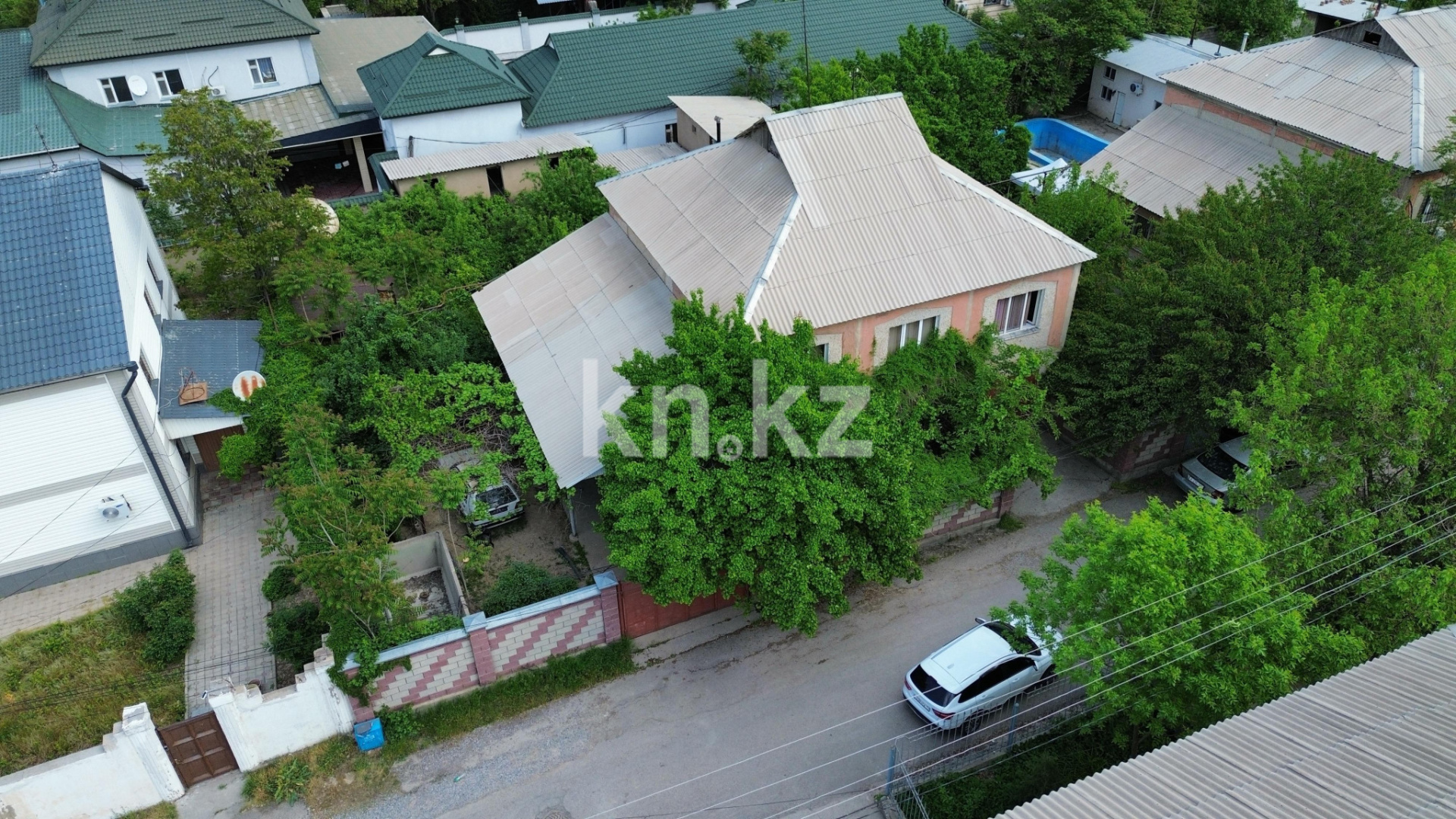 Продажа 6-комнатного дома, 368 м², мкр-н Шапагат, дом  1111 в Шымкенте