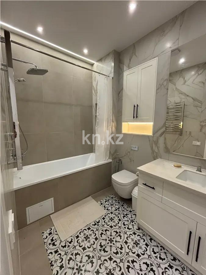 Продажа 2-комнатной квартиры, 72 м² в Алматы - фото 4