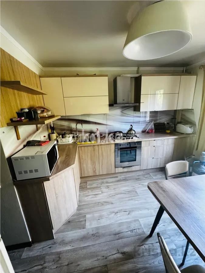 Продажа 3-комнатной квартиры, 70 м², ул. Жандосова, дом  29 в Алматы - фото 4