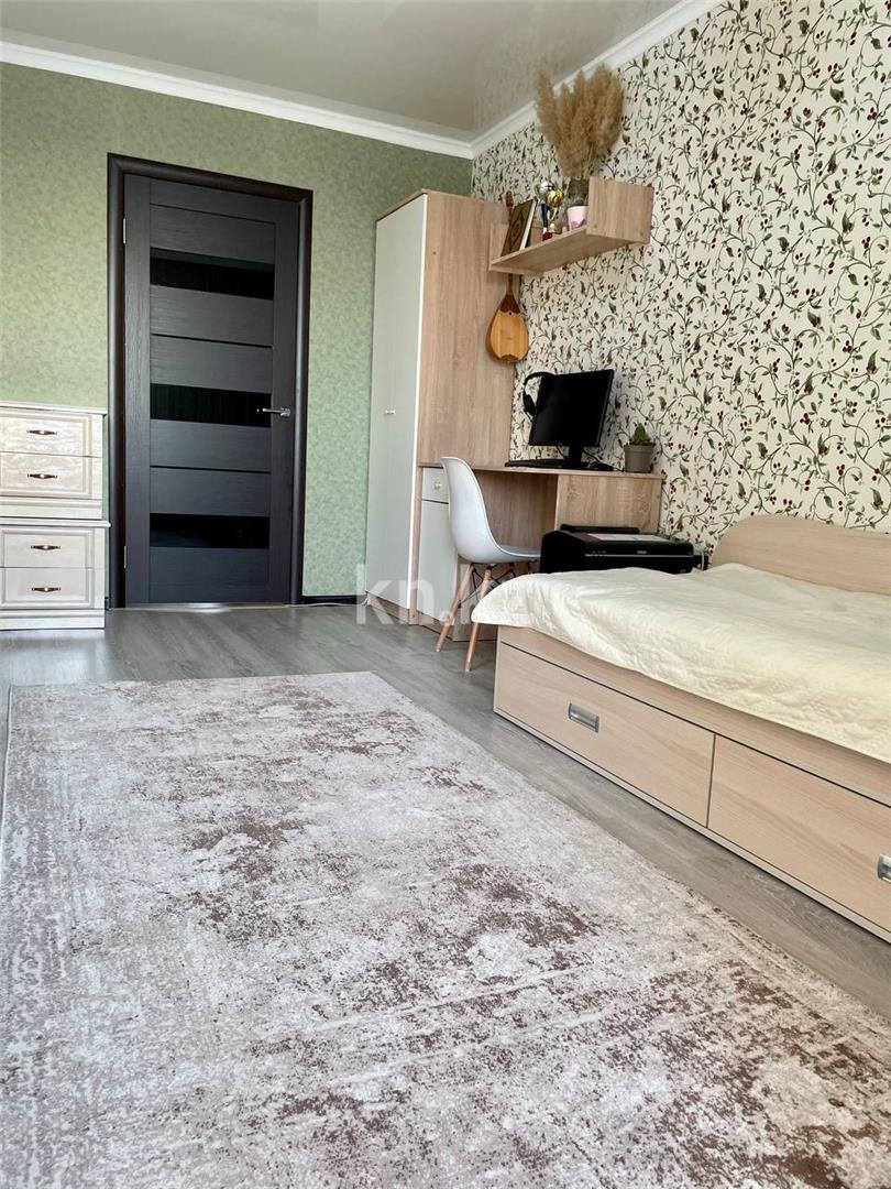 Продажа 3-комнатной квартиры, 78 м², ул. Ермекова в Караганде - фото 7