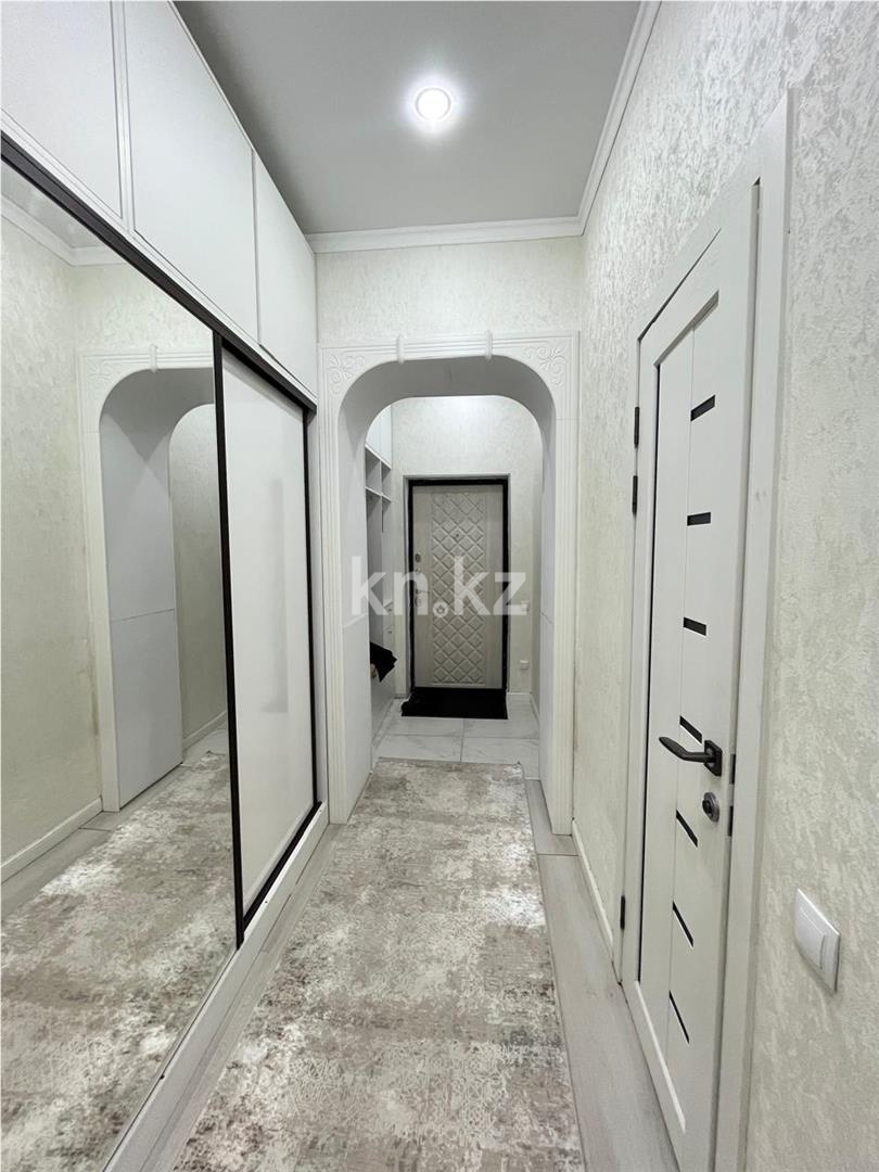 Продажа 3-комнатной квартиры, 84 м², ул. Ашимова, дом  21 в Караганде - фото 13