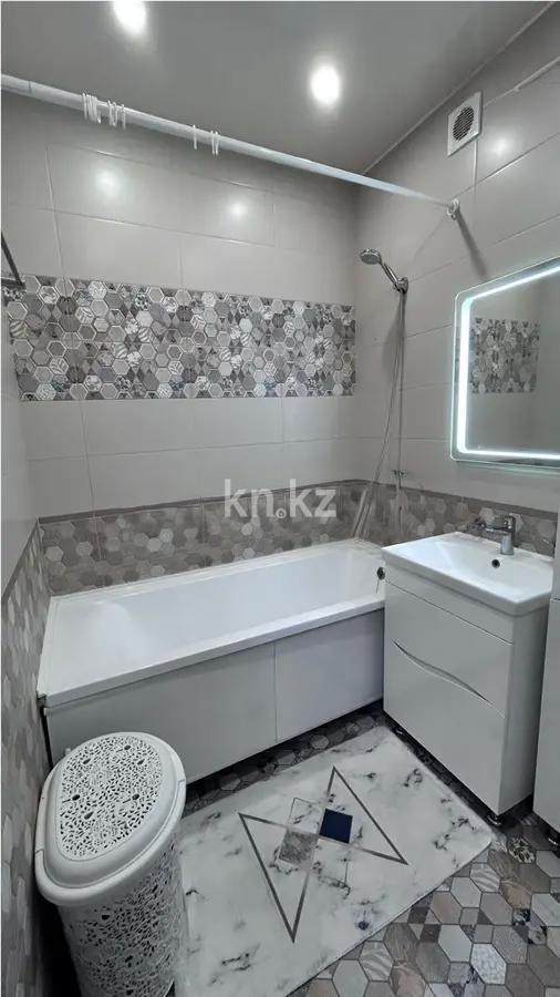 Продажа 2-комнатной квартиры, 64 м², ул. Кумисбекова, дом  8 в Астане - фото 5