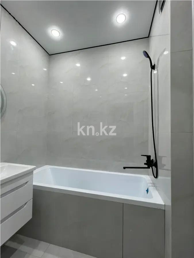 Продажа 2-комнатной квартиры, 50 м², ул. Утепова, дом  31 в Алматы - фото 3