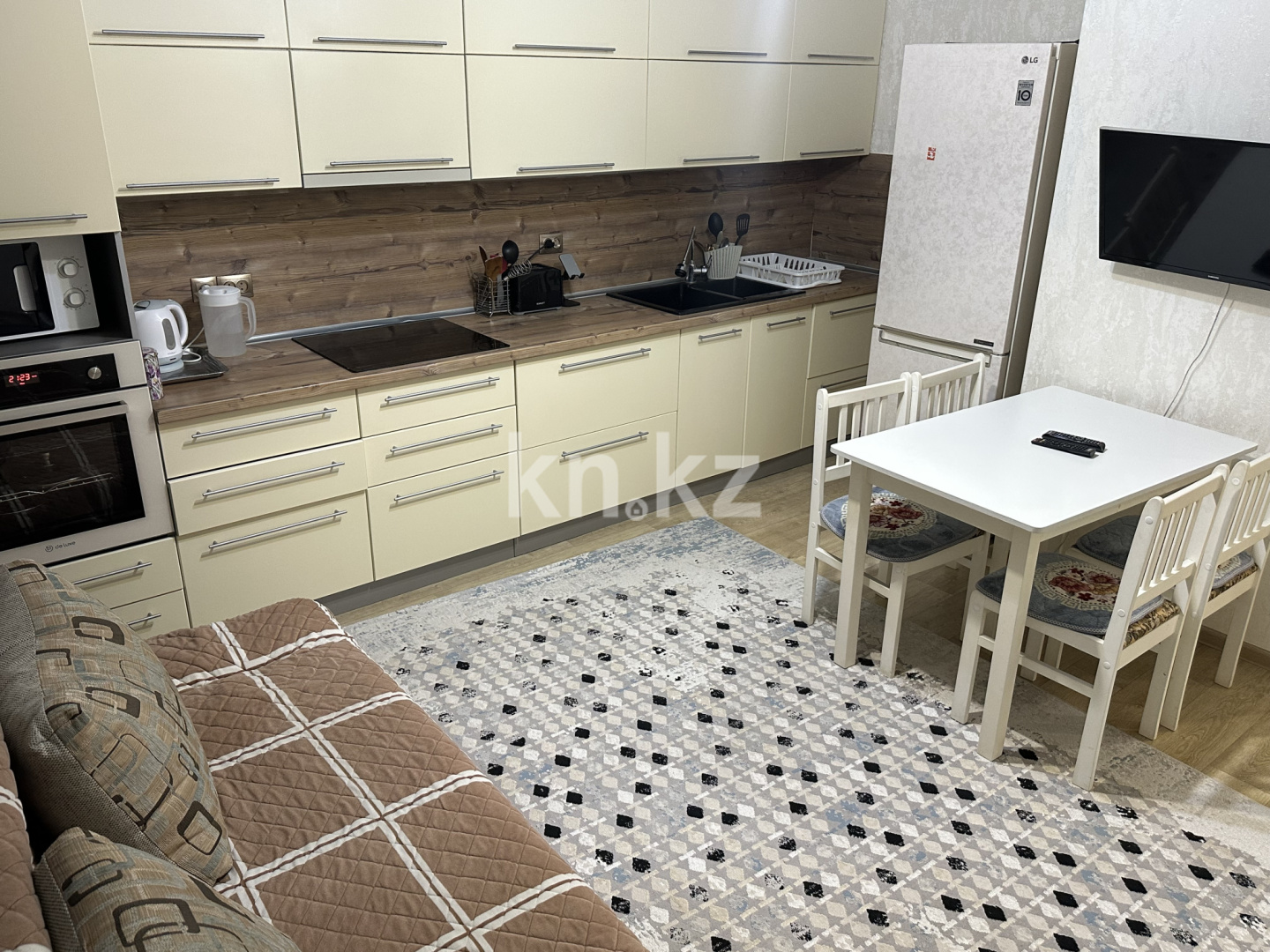 Продажа 2-комнатной квартиры, 69 м², ул. Жамбыла Жабаева, дом  44/2 в Петропавловске - фото 6