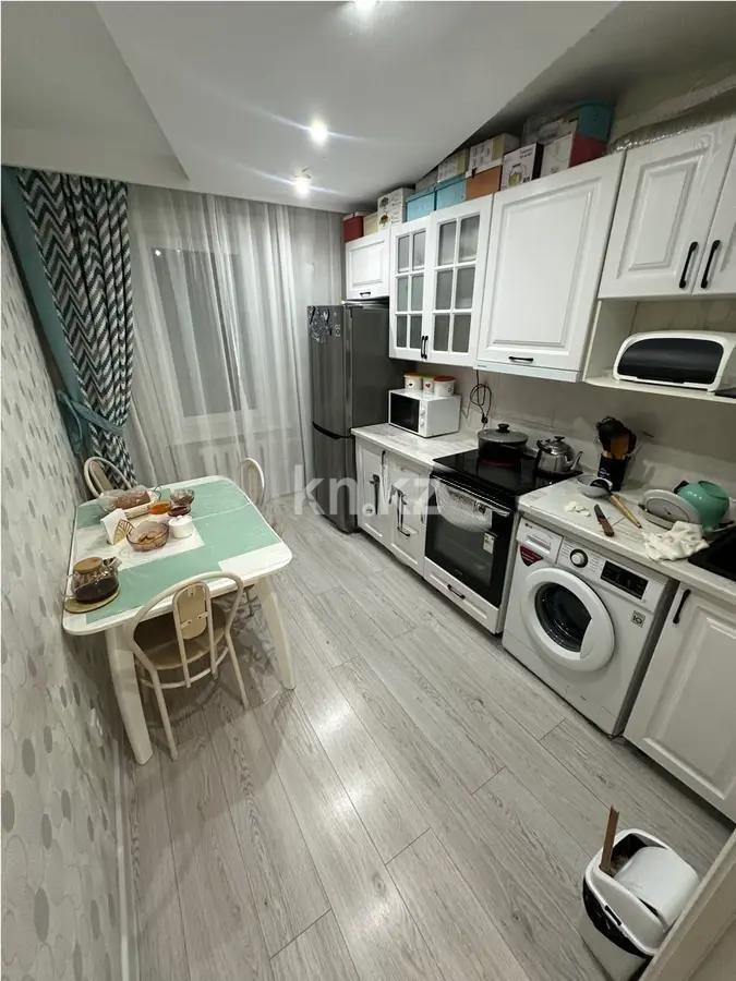 Продажа 3-комнатной квартиры, 64 м², мкр. Мамраева (Восток-5), дом  2 в Караганде - фото 5