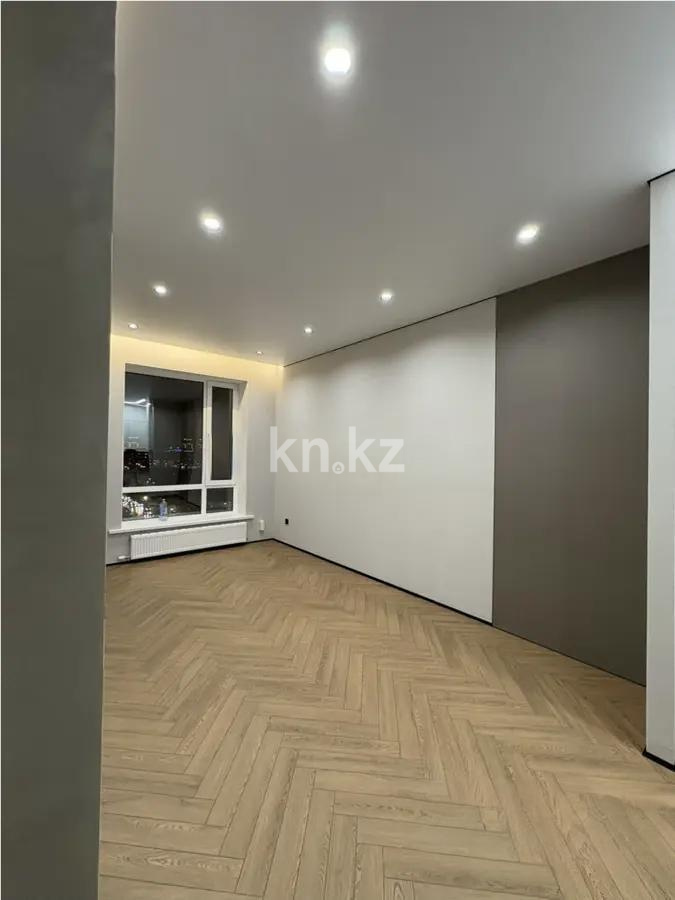 Продажа 2-комнатной квартиры, 40 м², ул. Нажимеденова, дом  28 в Астане