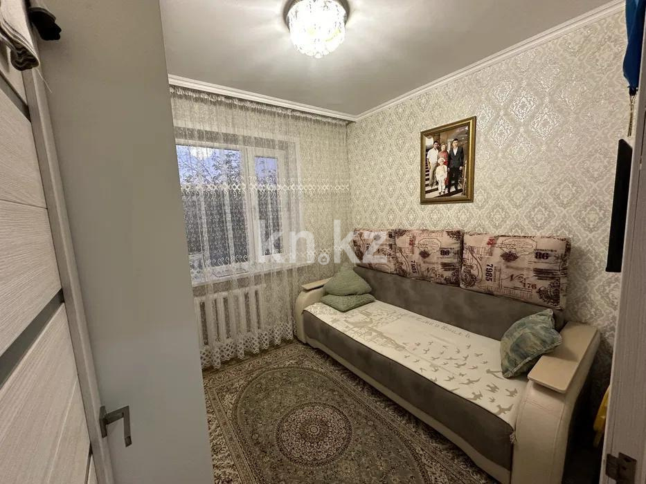 Продажа 3-комнатной квартиры, 62 м², мкр. Восток-3, дом  17 в Караганде - фото 3