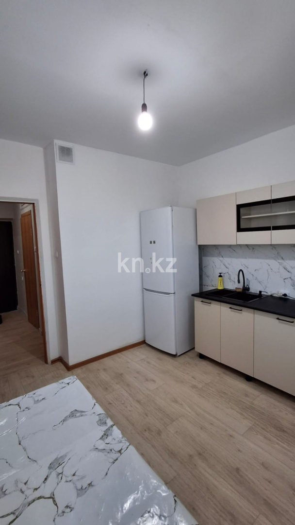 Продажа 1-комнатной квартиры, 40.3 м² в Уральске - фото 4