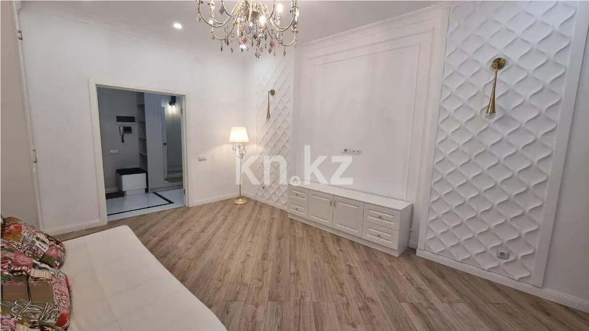 Продажа 2-комнатной квартиры, 74 м², ул. Сауран, дом  10в в Астане