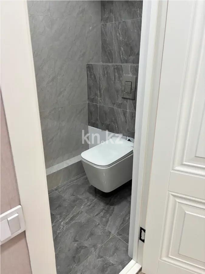 Продажа 3-комнатной квартиры, 74 м², пр. Райымбека, дом  210/7 в Алматы - фото 5